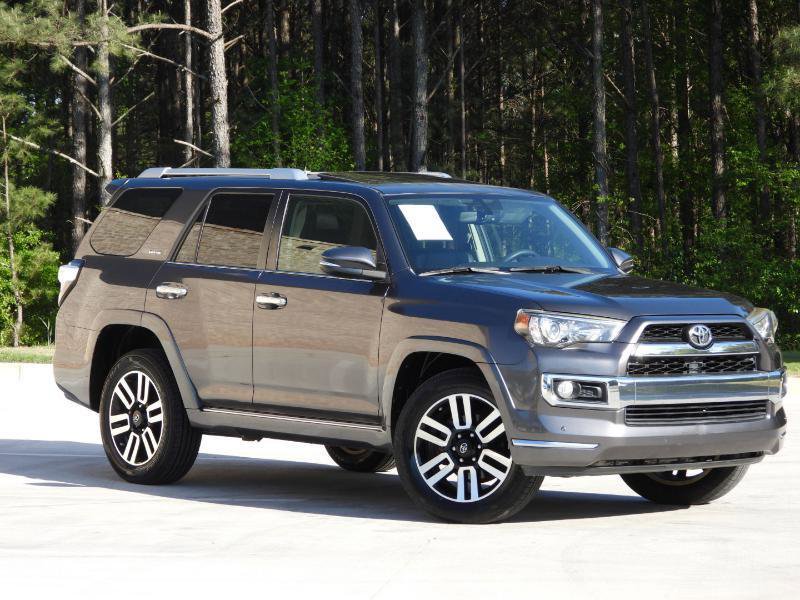 Used 2016 Toyota 4Runner Limited image 10