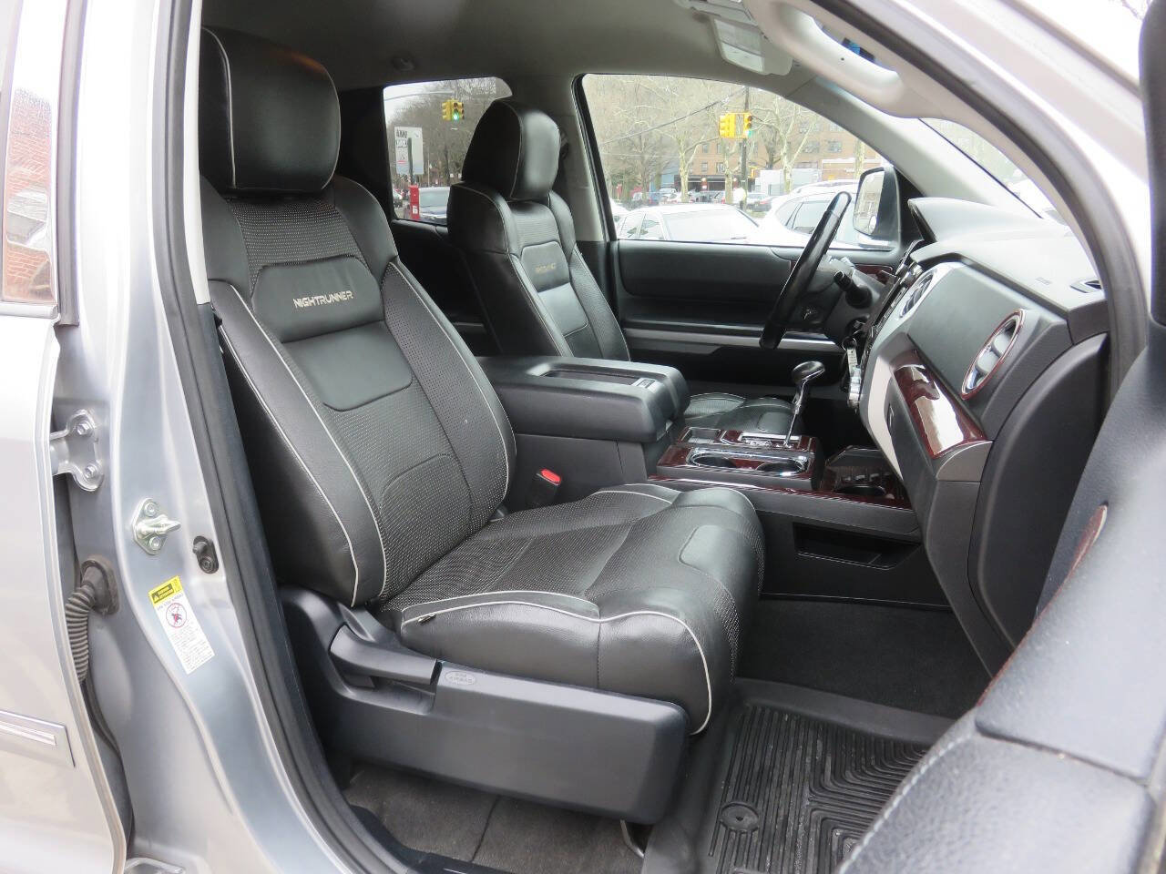 Used 2014 Toyota Tundra SR5 w/ SR5 Upgrade Package AWD/4WD image 11