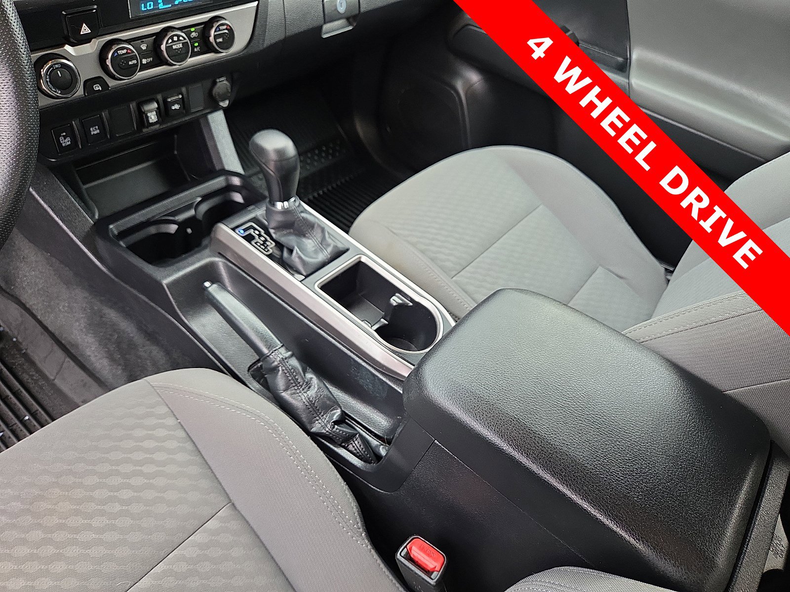 Used 2023 Toyota Tacoma SR5 w/ Technology Package image 25