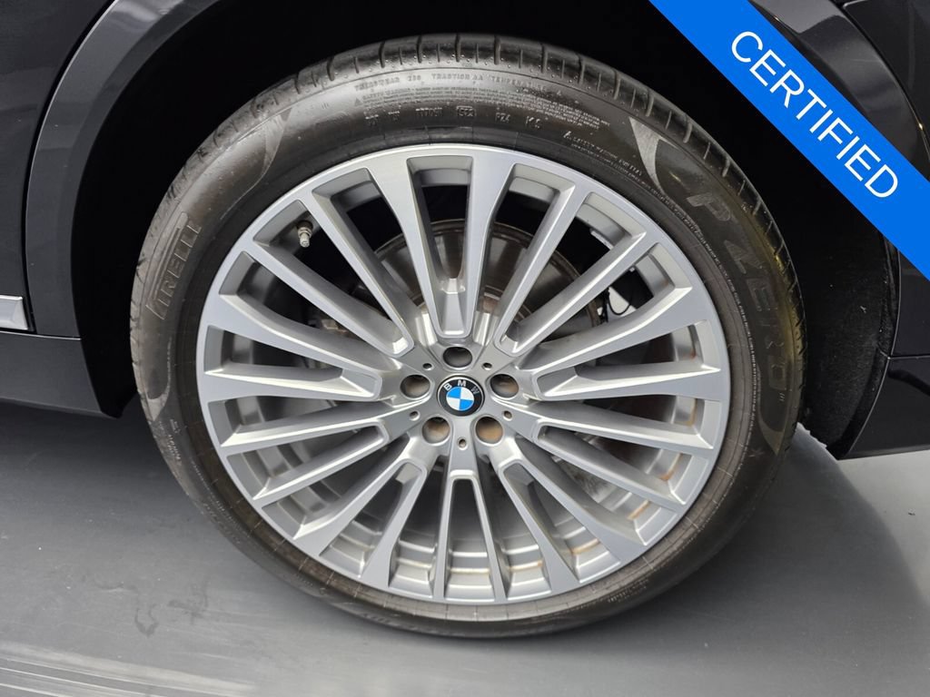 Used 2024 BMW X7 xDrive40i AWD/4WD image 16