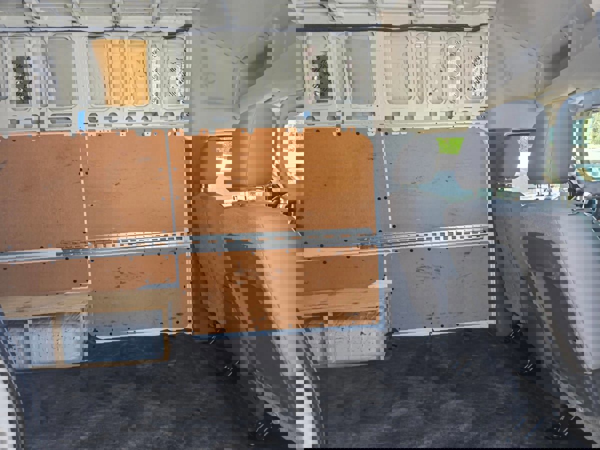 Used 2018 Nissan NV 3500 SL w/ Navigation Package image 14