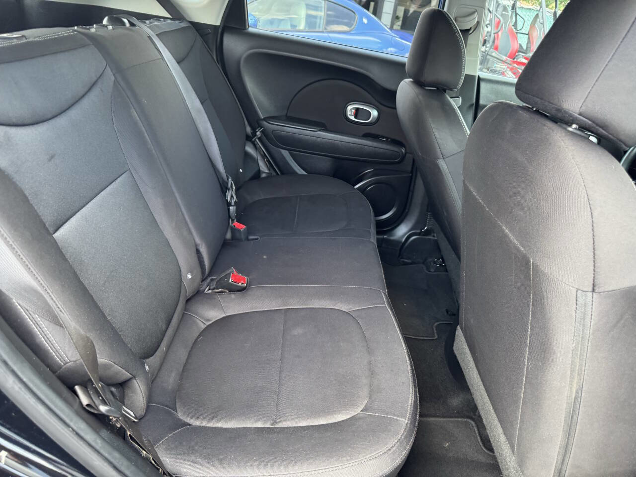 Used 2017 Kia Soul image 32