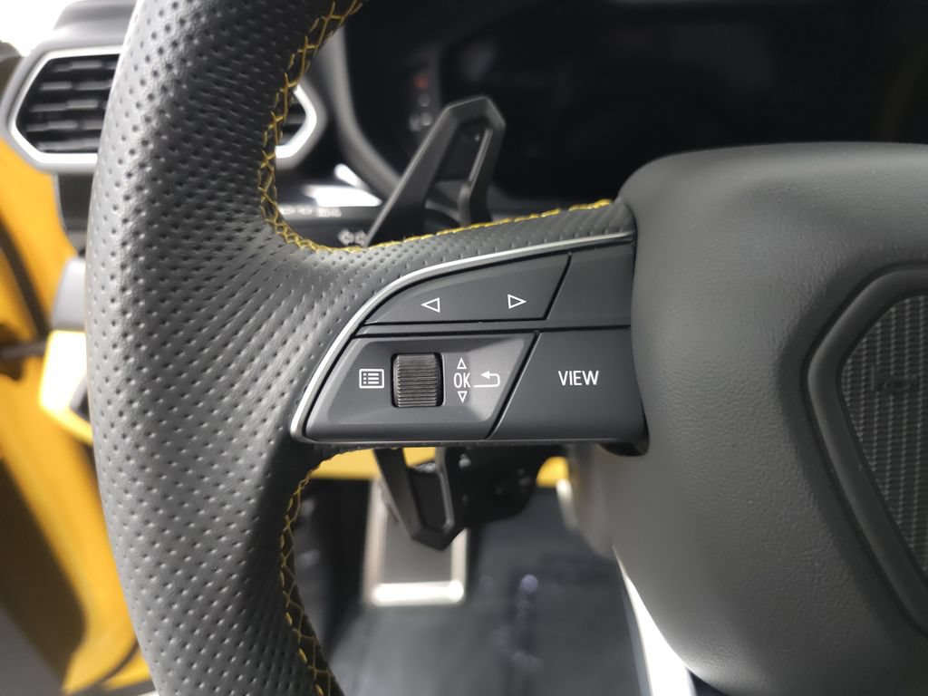 Used 2024 Lamborghini Urus S AWD/4WD image 13