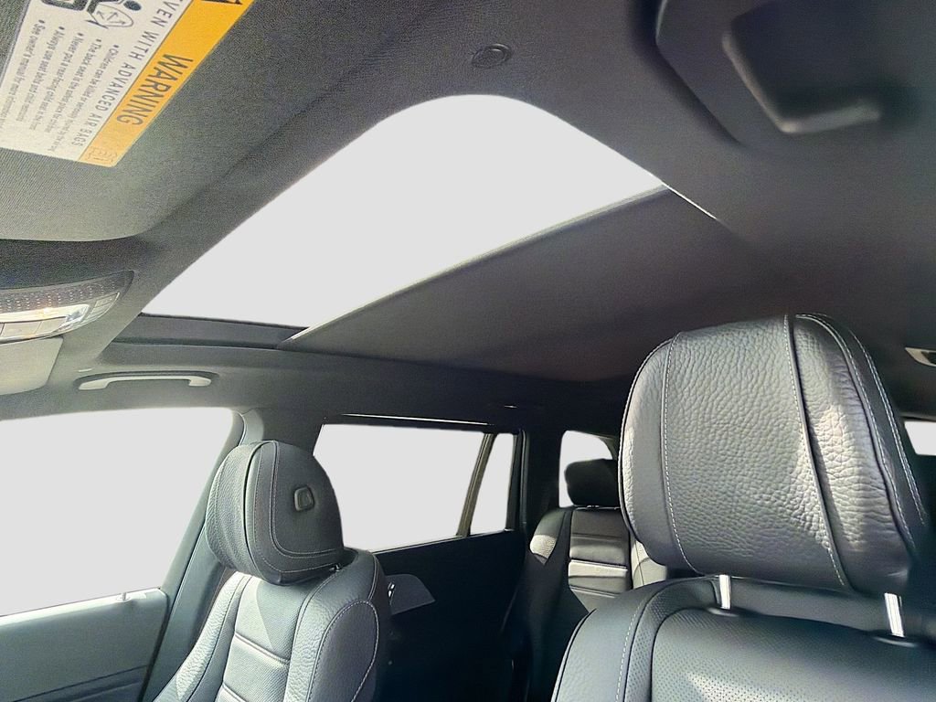 Used 2025 Mercedes-Benz GLS 450 4MATIC w/ Pinnacle Trim Package image 28