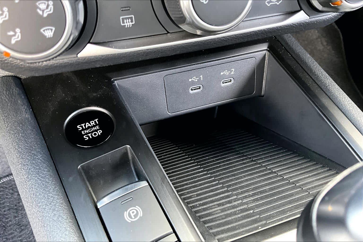 New 2026 Nissan Kicks S image 19