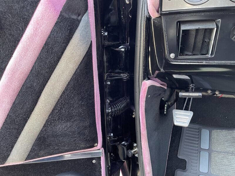 Used 1987 Chevrolet Blazer Silverado 2dr 4WD SUV image 40