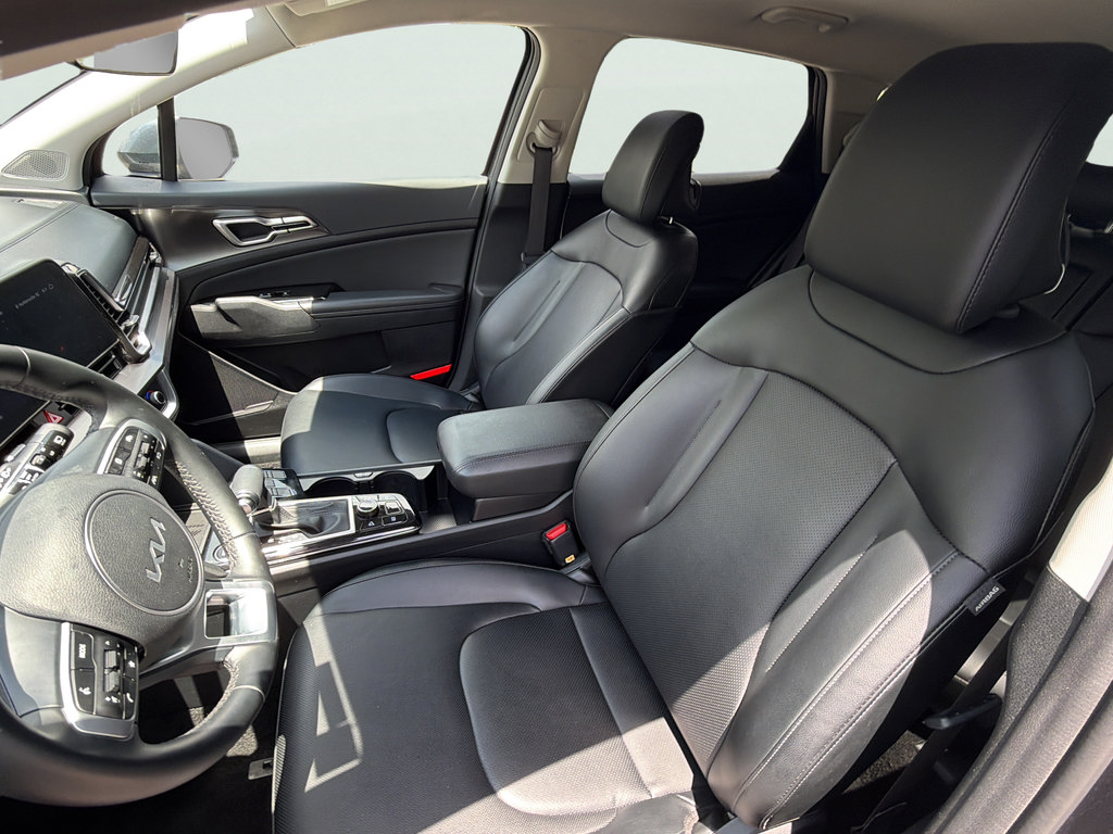 Used 2024 Kia Sportage EX FWD image 10