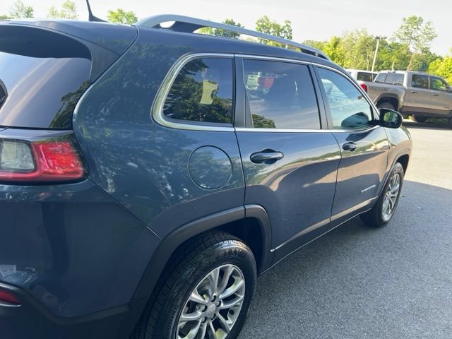 Used 2021 Jeep Cherokee Latitude Plus AWD/4WD image 5