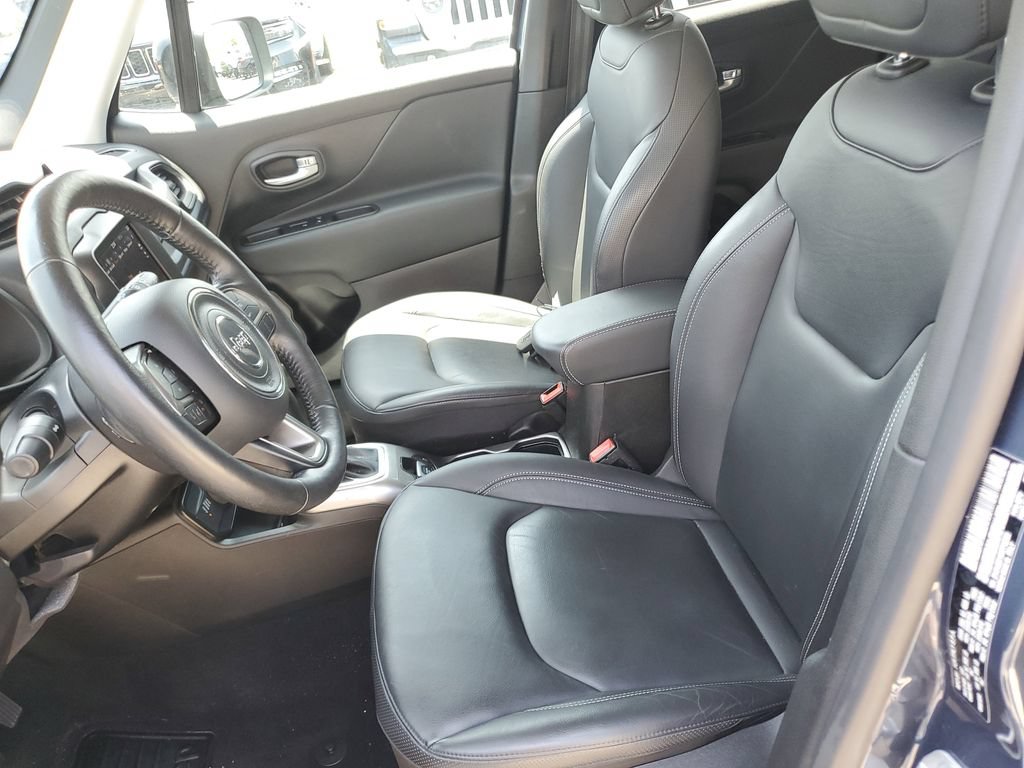 Certified 2022 Jeep Renegade Limited AWD/4WD image 17