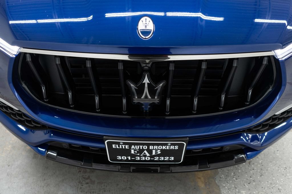 Used 2022 Maserati Levante GT AWD/4WD image 38