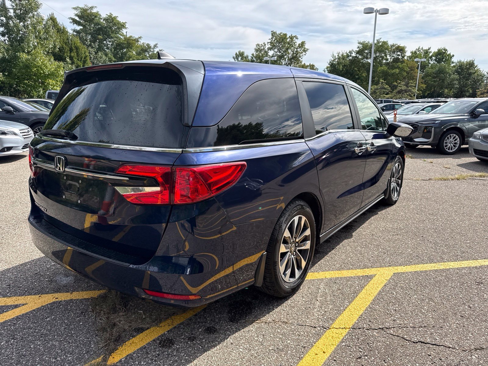 Used 2024 Honda Odyssey EX-L image 7