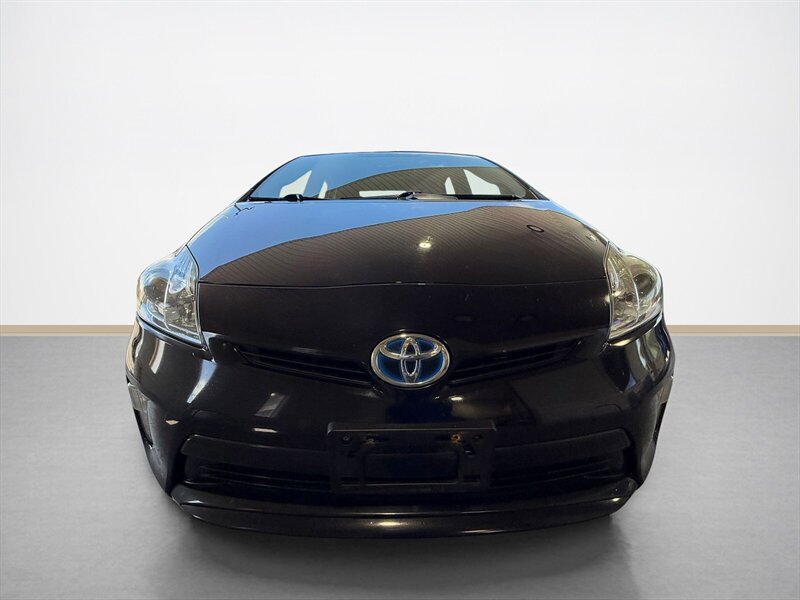 Used 2014 Toyota Prius Two FWD image 9