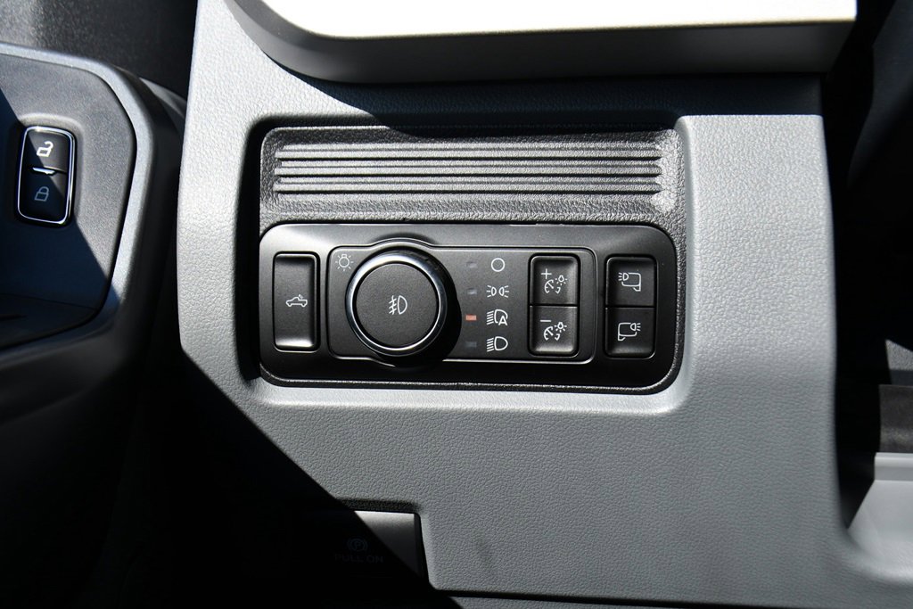New 2026 Ford F350 XLT image 26