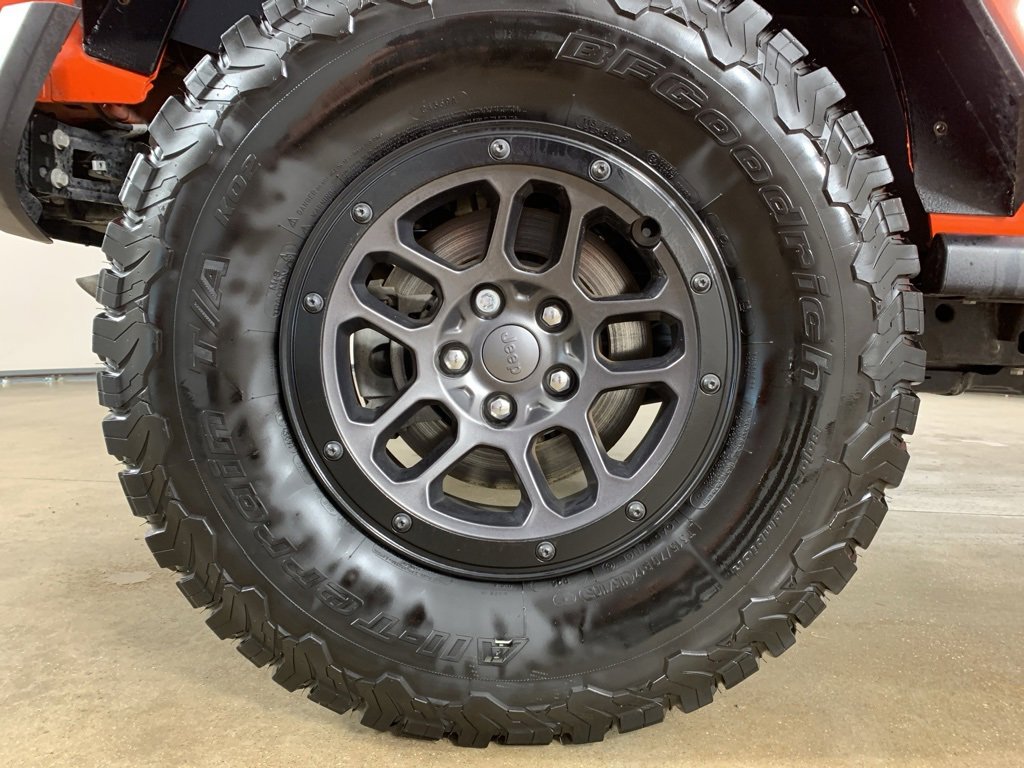 Used 2023 Jeep Wrangler Unlimited Sport image 37