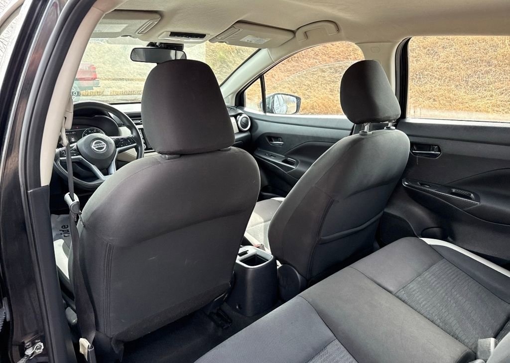 Used 2021 Nissan Versa SV image 19