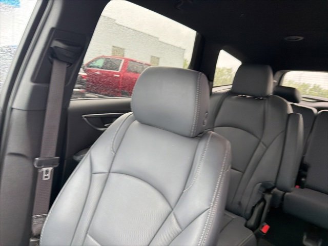 Used 2024 Buick Enclave Premium image 45