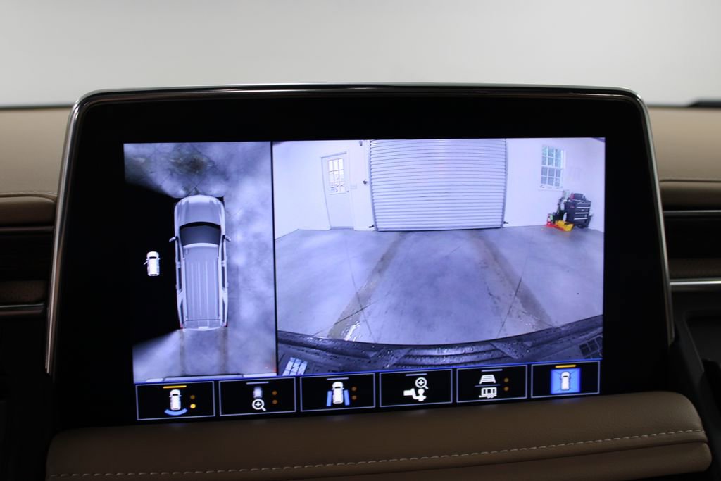 Used 2021 Chevrolet Tahoe Premier w/ Premium Package AWD/4WD image 53