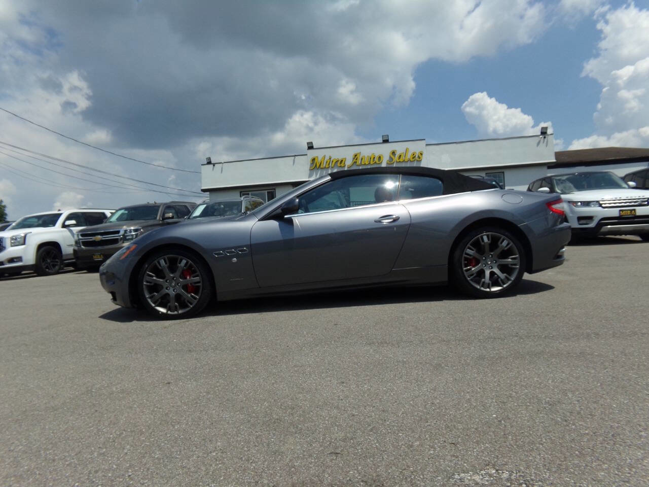 Used 2015 Maserati GranTurismo Base 2dr Convertible image 2