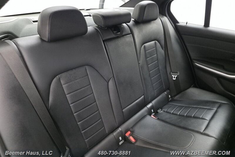 Used 2023 BMW 330i Sedan w/ M Sport Package RWD image 29