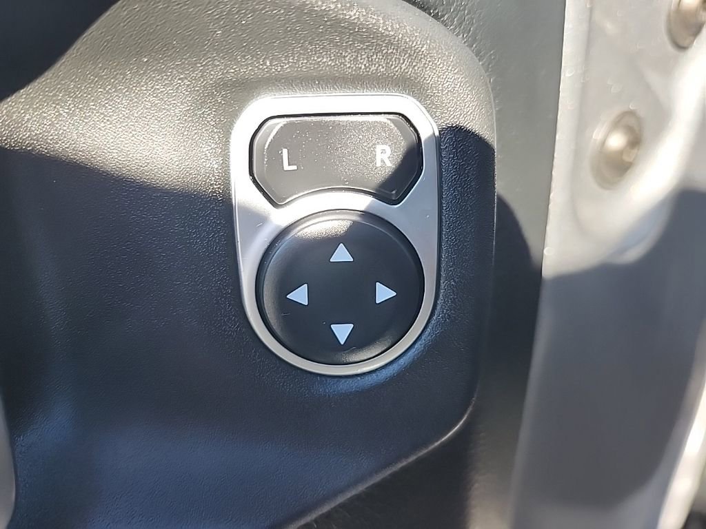 Certified 2019 Jeep Wrangler Unlimited Sport S image 31