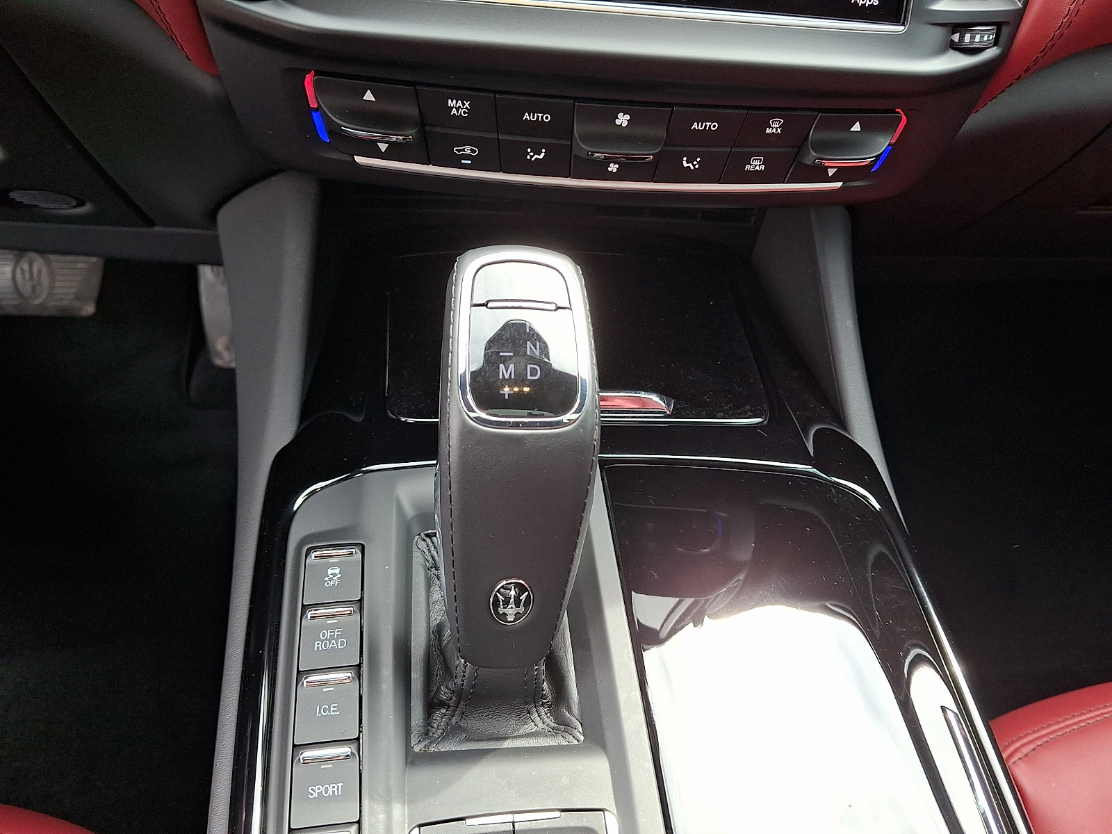 Certified 2023 Maserati Levante GT image 15