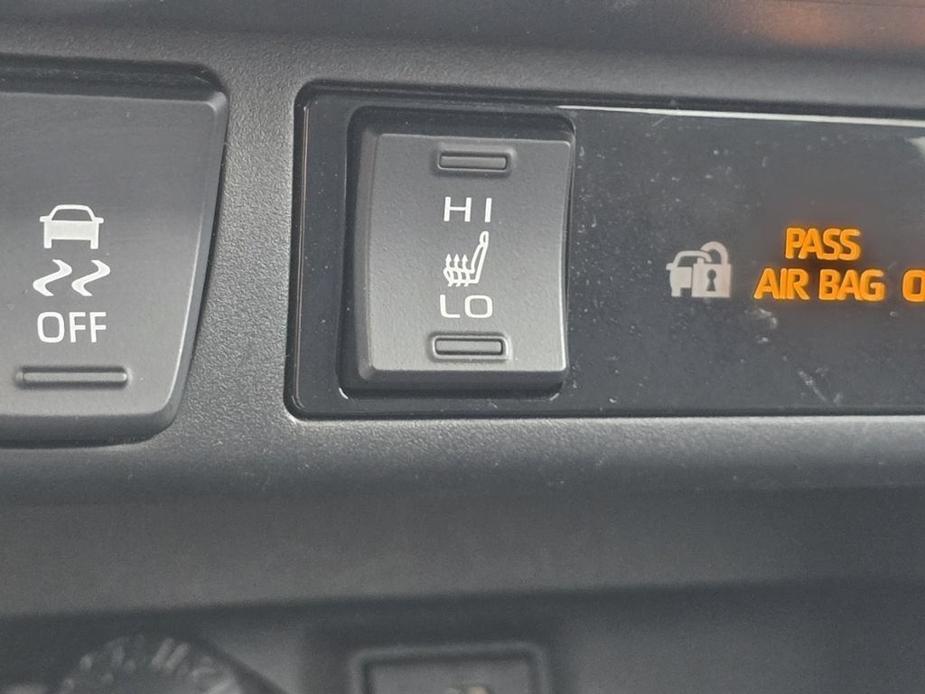 Certified 2024 Toyota RAV4 XLE w/ Convenience Package AWD/4WD image 8