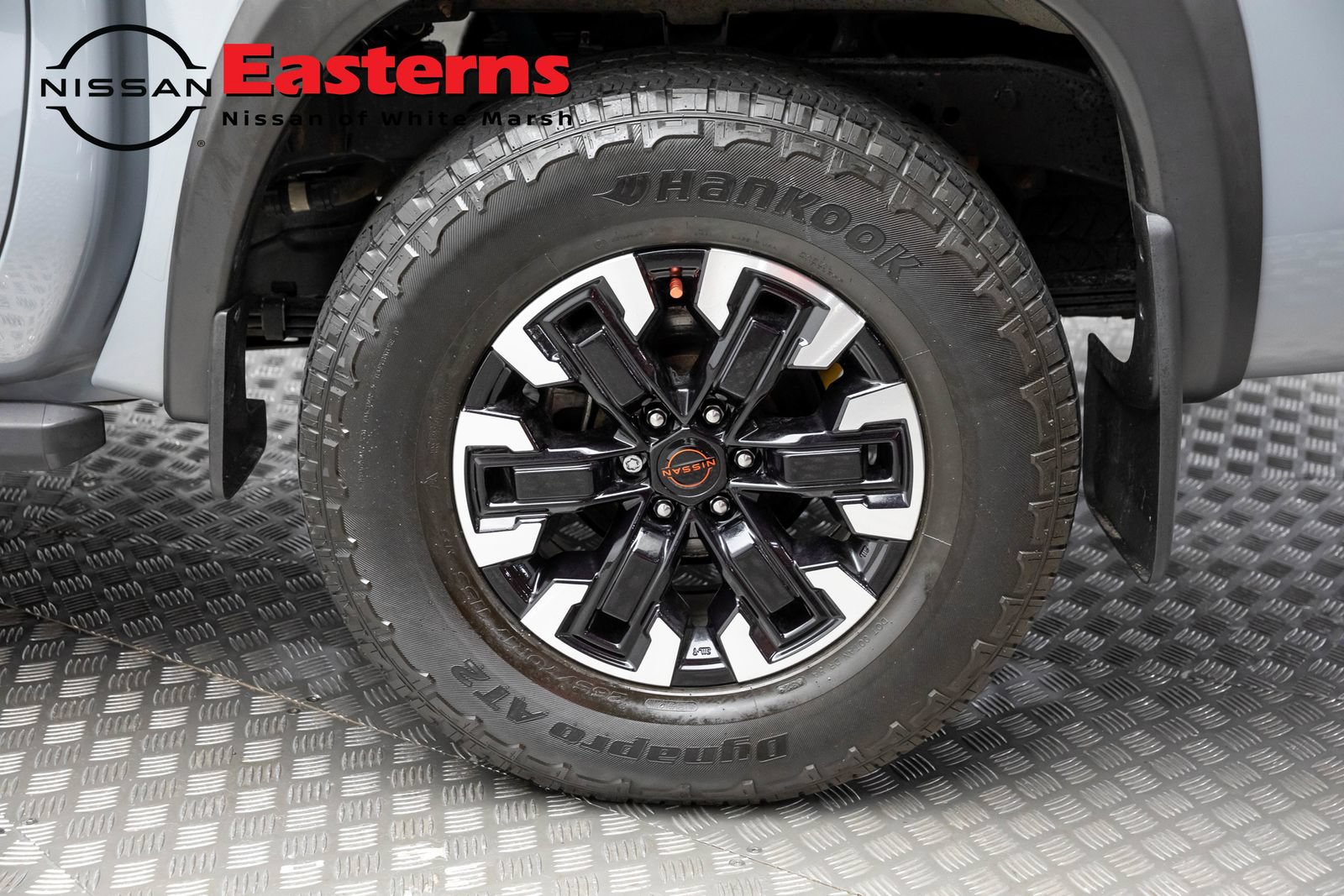 Used 2023 Nissan Frontier PRO-4X w/ Technology Package AWD/4WD image 8
