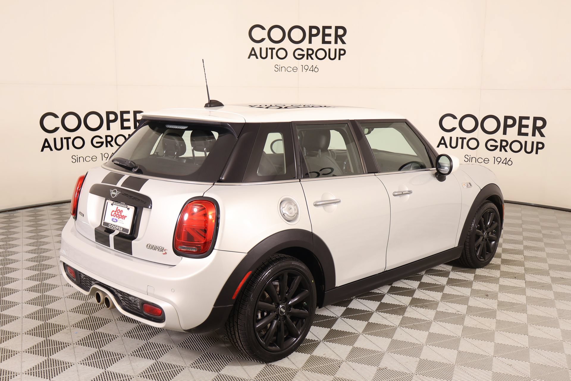 Used 2021 MINI Cooper S w/ Driver Assistance Package FWD image 22