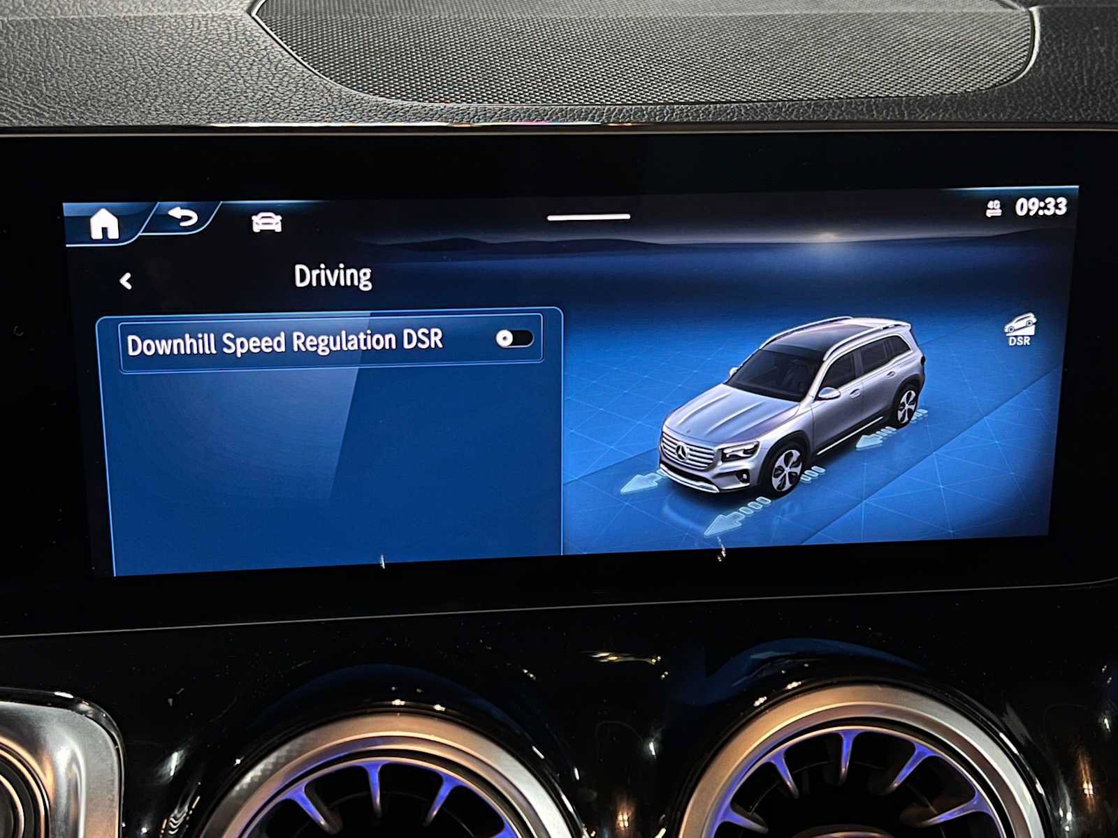 Certified 2026 Mercedes-Benz GLB 250 4MATIC image 37