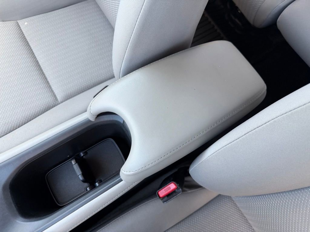 Used 2017 Honda HR-V EX image 24
