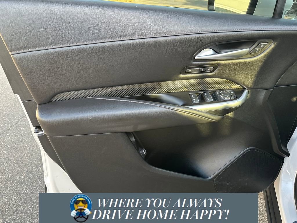 Used 2023 Cadillac XT4 Sport image 10