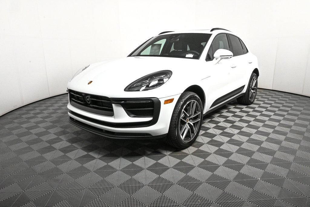 Certified 2026 Porsche Macan AWD/4WD video 1