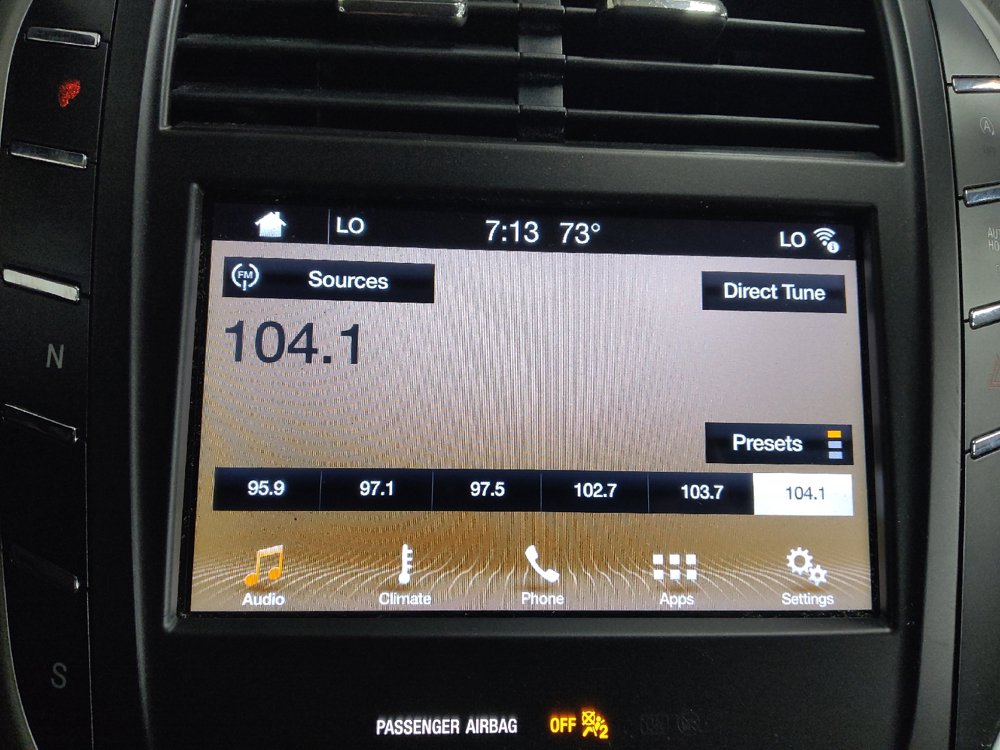 Used 2017 Lincoln MKC Premiere FWD image 25
