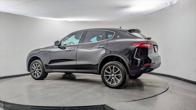 Used 2018 Maserati Levante image 4