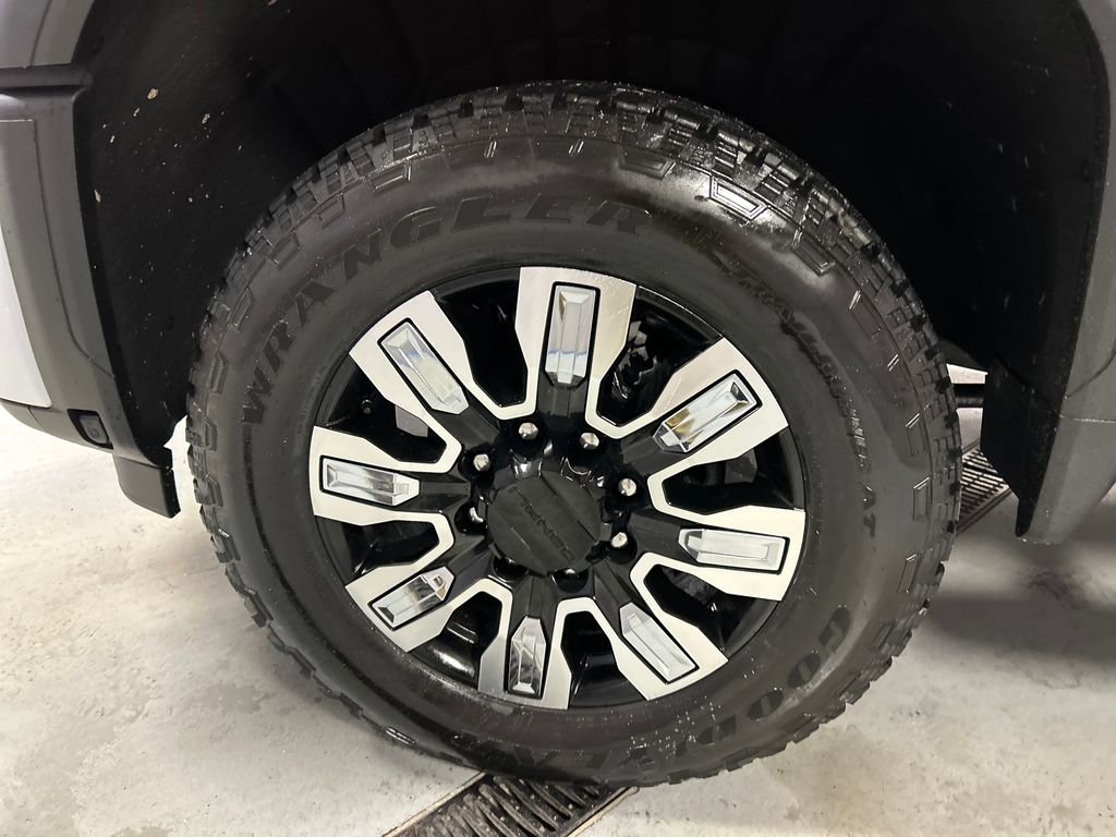 New 2026 GMC Sierra 2500 Denali w/ Technology Package image 9