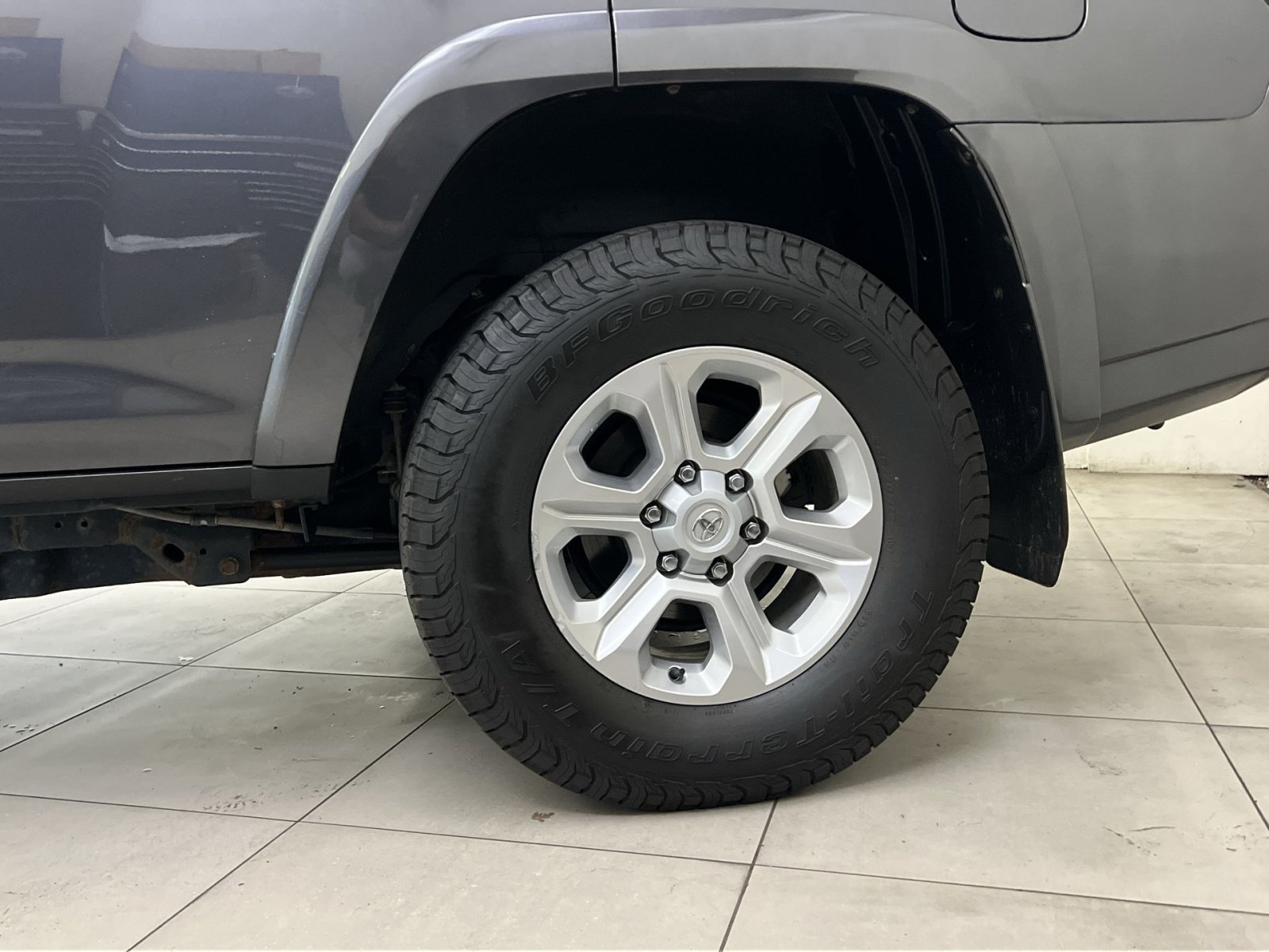 Used 2022 Toyota 4Runner SR5 Premium w/ Moonroof Package AWD/4WD image 30