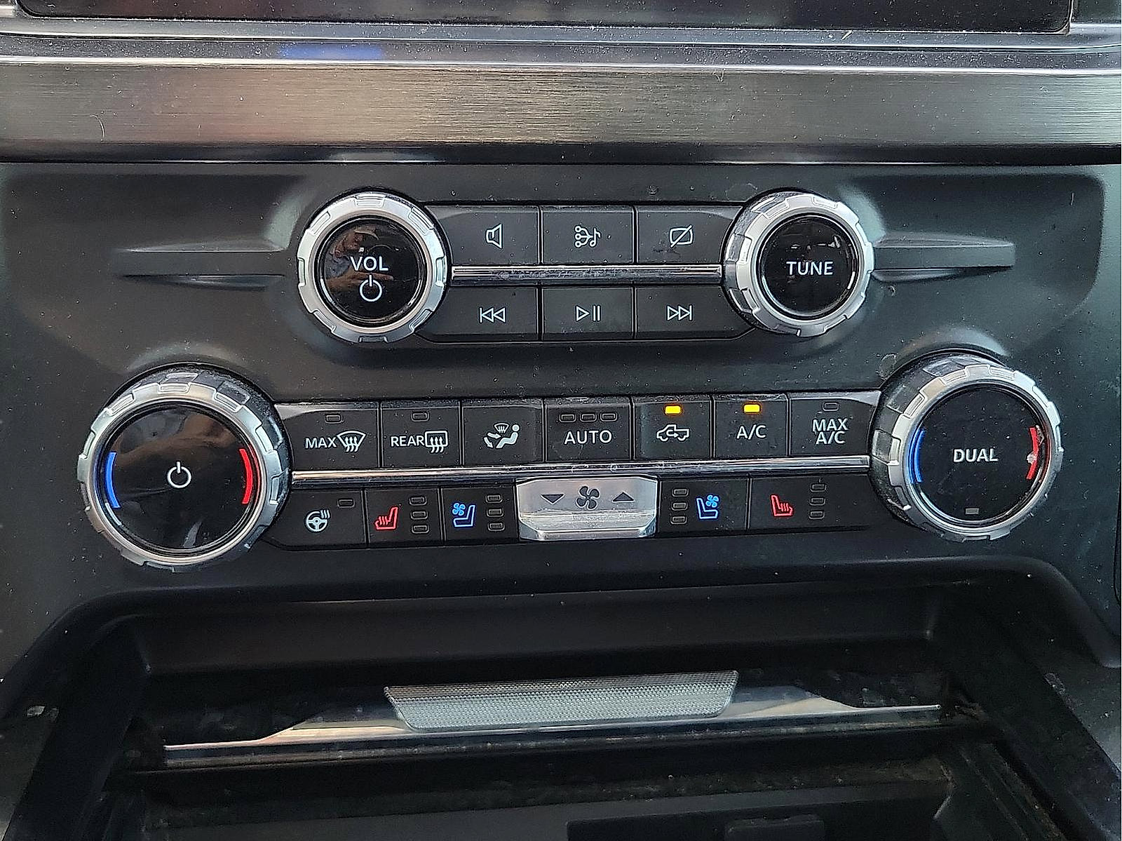 Used 2023 Ford F250 Lariat w/ Lariat Ultimate Package AWD/4WD image 15