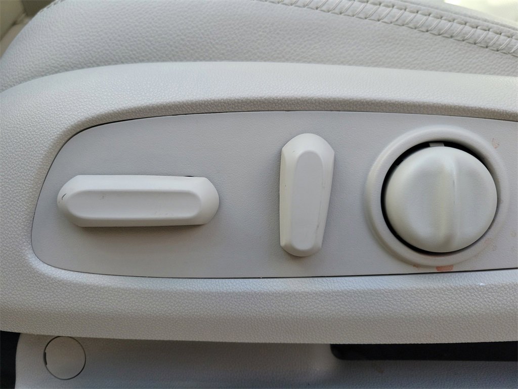 Used 2022 GMC Terrain Denali w/ Denali Premium Package image 20