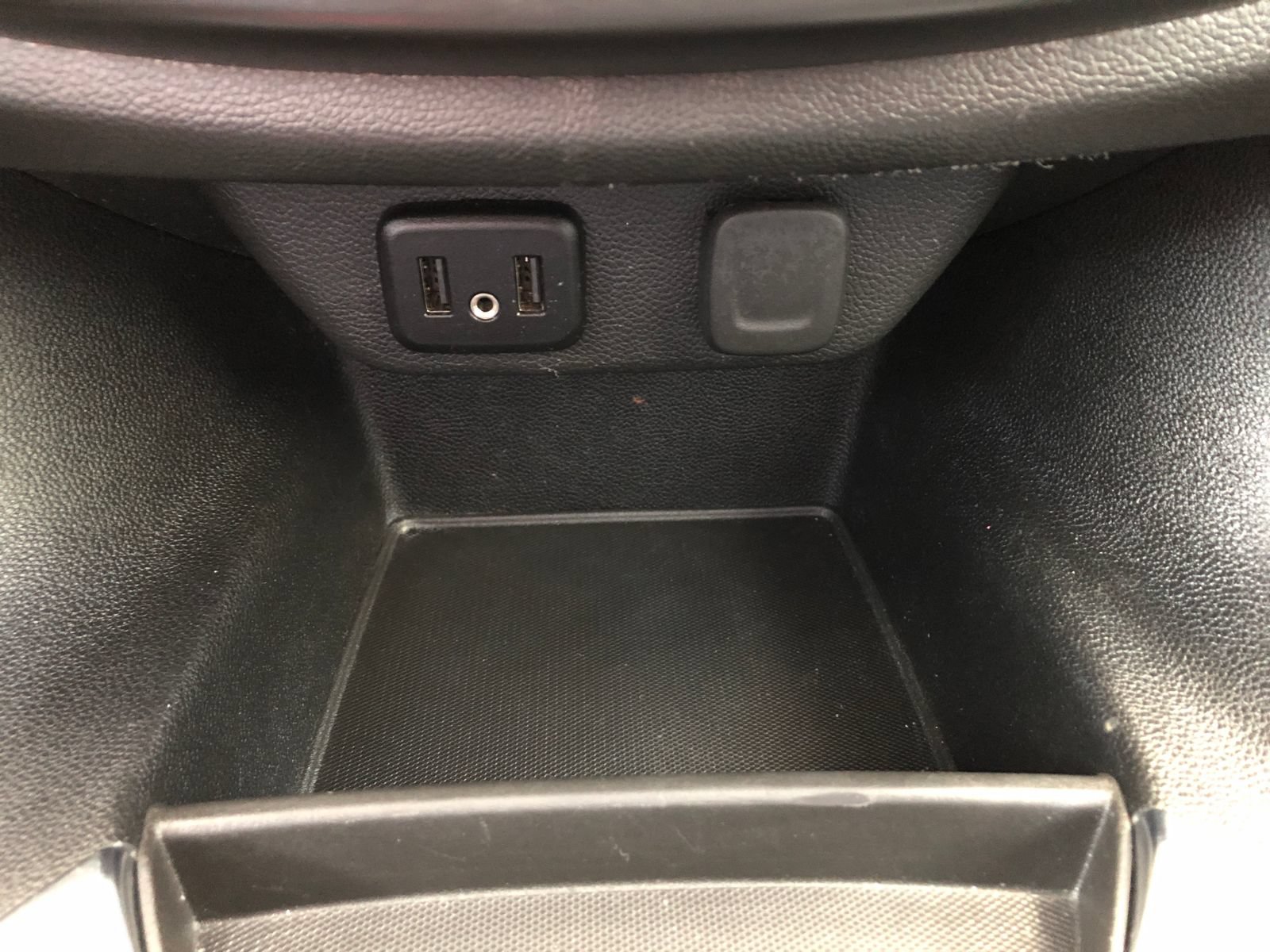Used 2021 Chevrolet Traverse LT AWD/4WD image 26