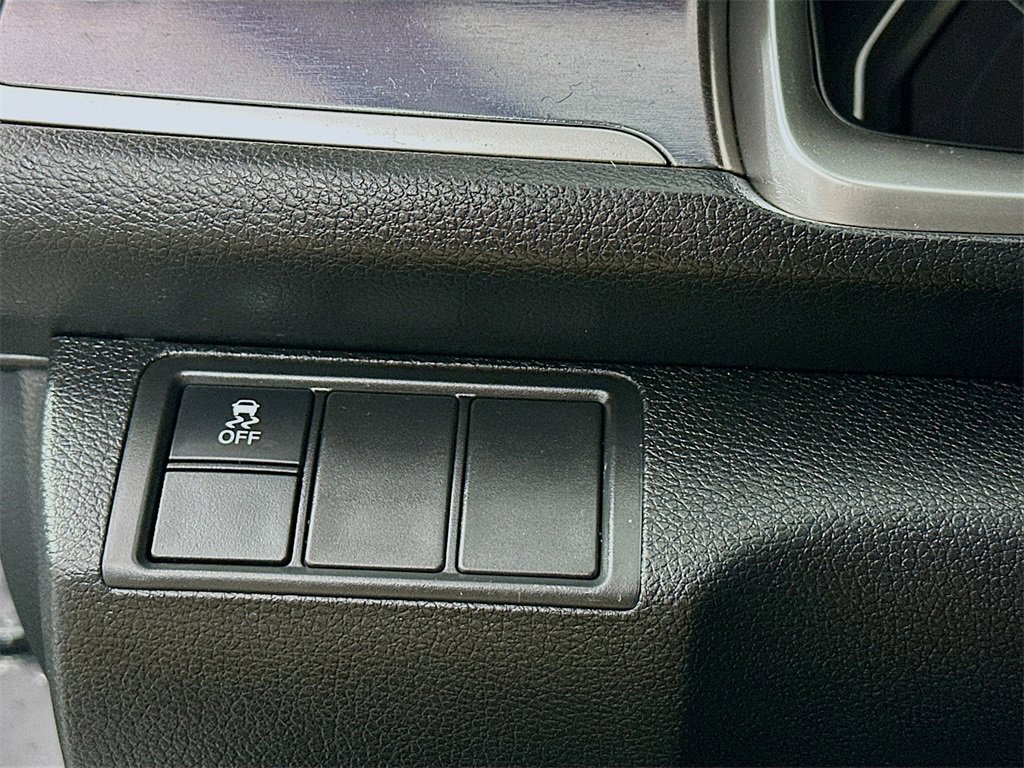 Used 2018 Honda Civic EX-L image 10