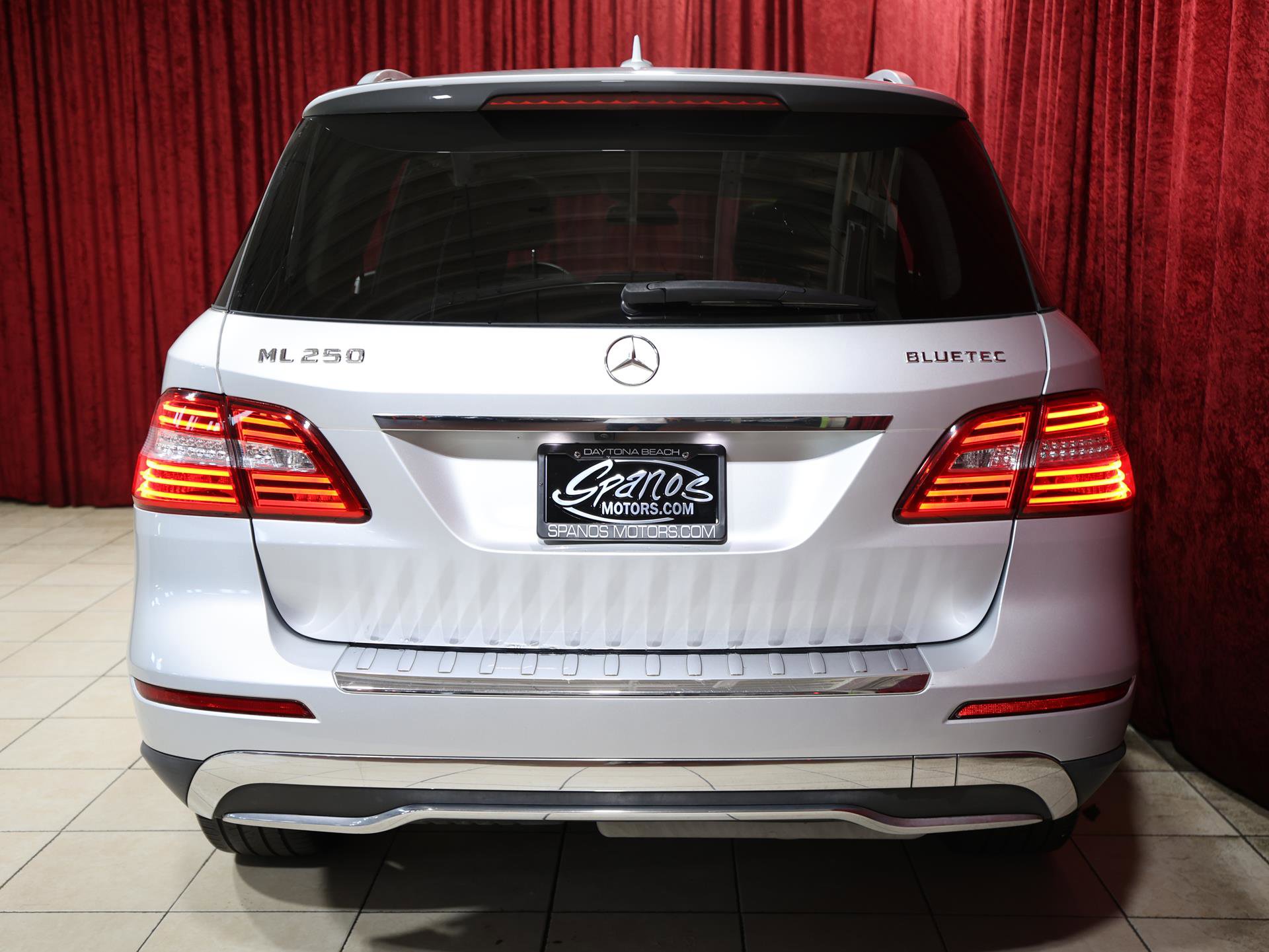 Used 2015 Mercedes-Benz ML 250 BlueTEC 4MATIC image 10