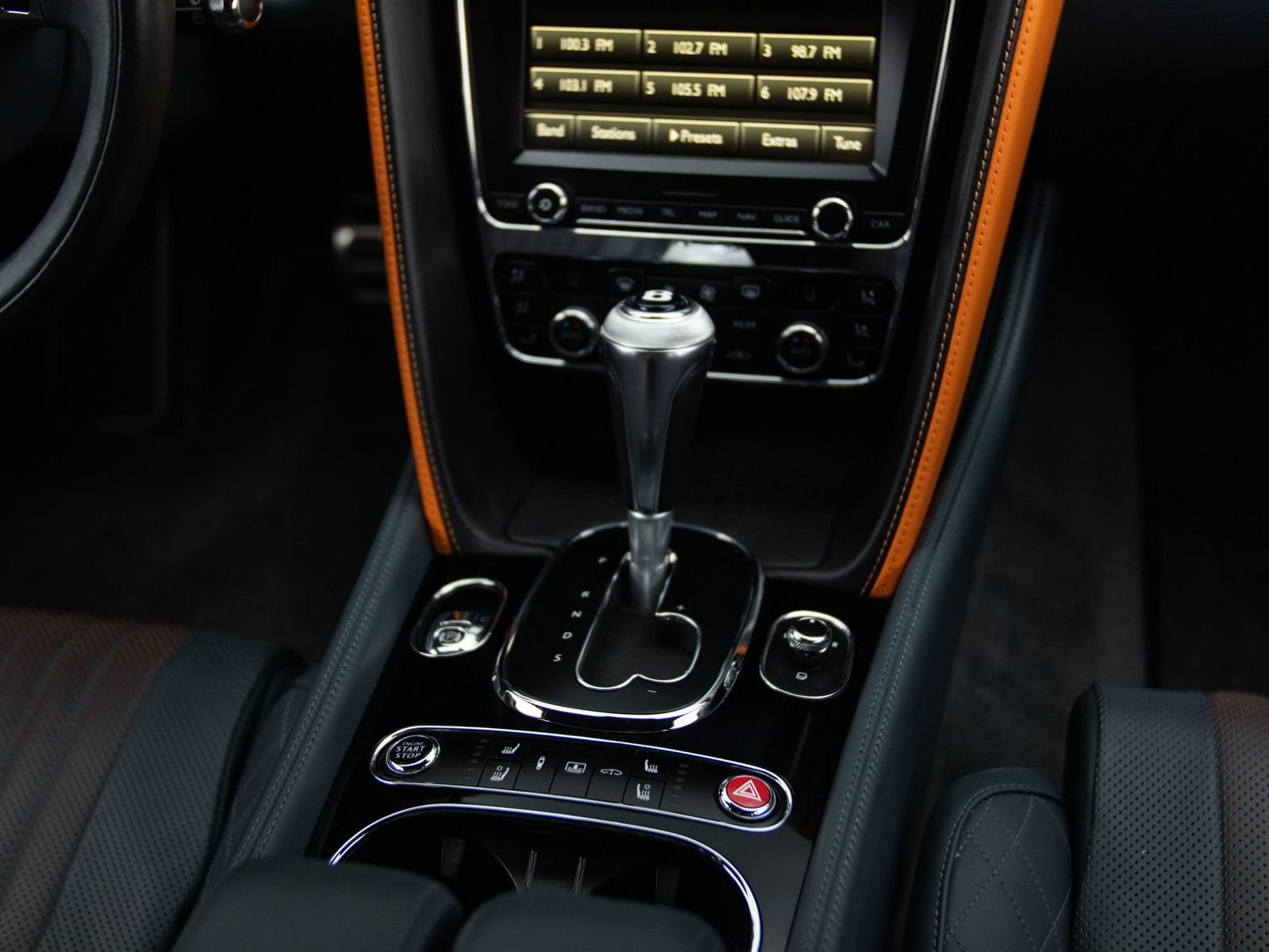 Used 2018 Bentley Flying Spur S V8 AWD/4WD image 48