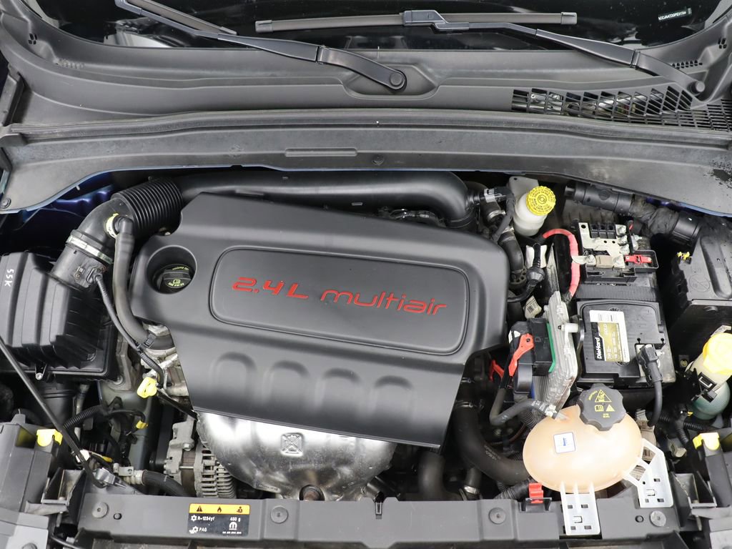 Used 2016 Jeep Renegade Sport w/ Power & Air Group FWD image 11