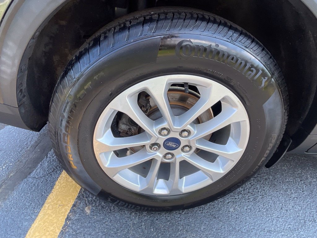 Used 2020 Ford Escape SE AWD/4WD image 29