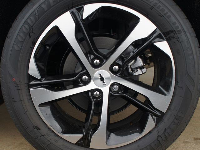 New 2026 Chevrolet Trax RS w/ Sunroof Package image 9