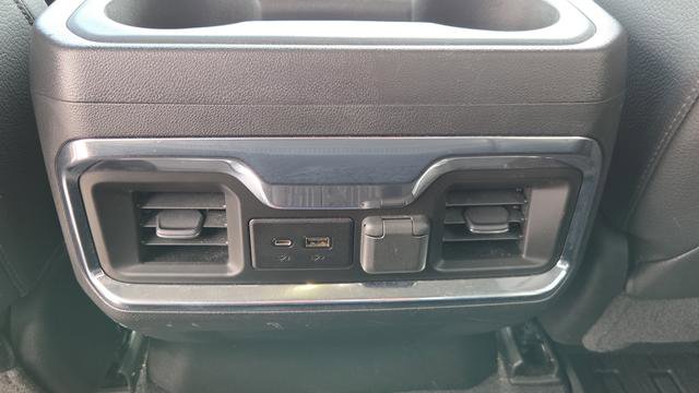 Used 2022 GMC Sierra 1500 Denali w/ Denali Reserve Package image 28