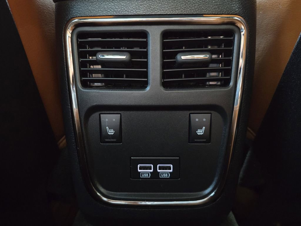 Used 2016 Dodge Charger SRT Hellcat w/ Harman/Kardon Audio Group RWD image 16