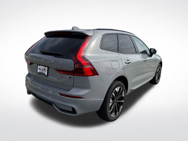 New 2026 Volvo XC60 B5 Plus w/ Climate Package image 8