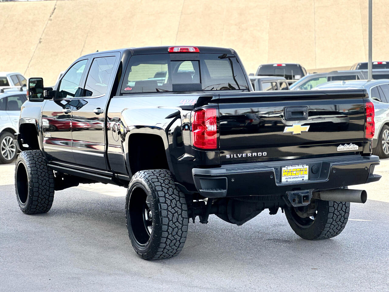 Used 2019 Chevrolet Silverado 2500 High Country w/ Duramax Plus Package image 5
