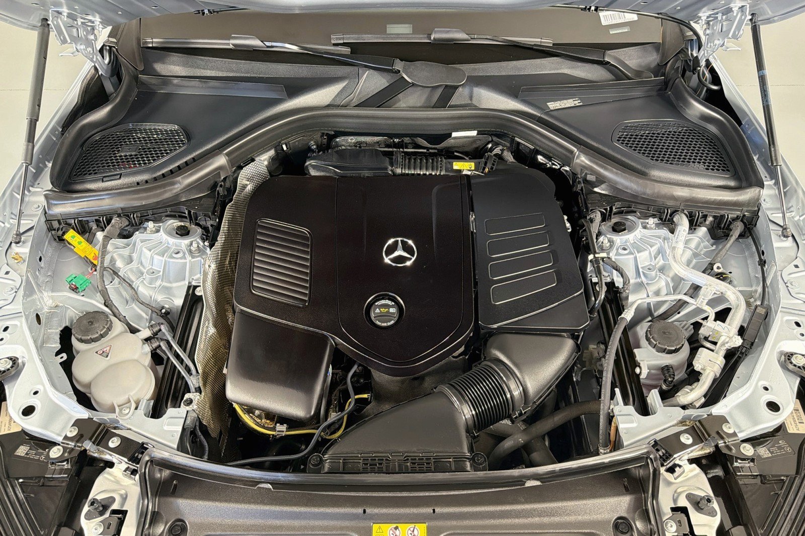Certified 2025 Mercedes-Benz GLC 350e 4MATIC image 12